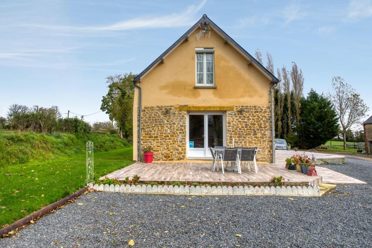 Maison Charmante A Saint-Marcouf Avec Jardin. Exterior foto